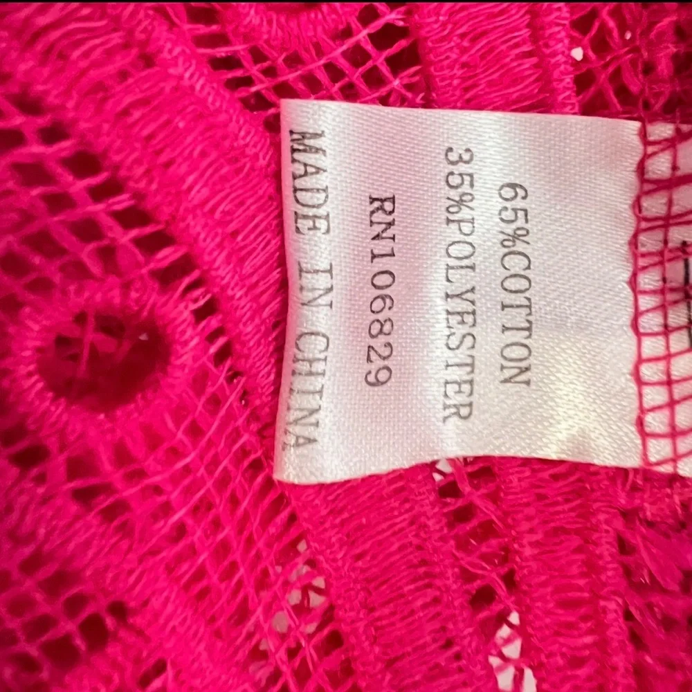 # A077 Nancy Vintage Fuchsia Lace Ruffle Blouse ,  New no tag , Size M